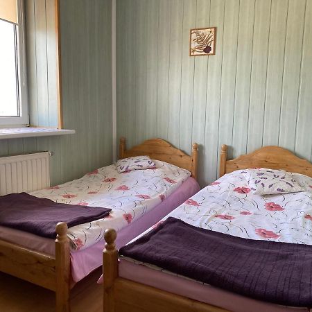 Osrodek Jezdziecki Bronkow B&B 외부 사진